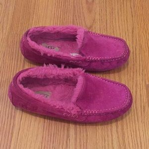 UGG fuschia pink suede slippers, size 7